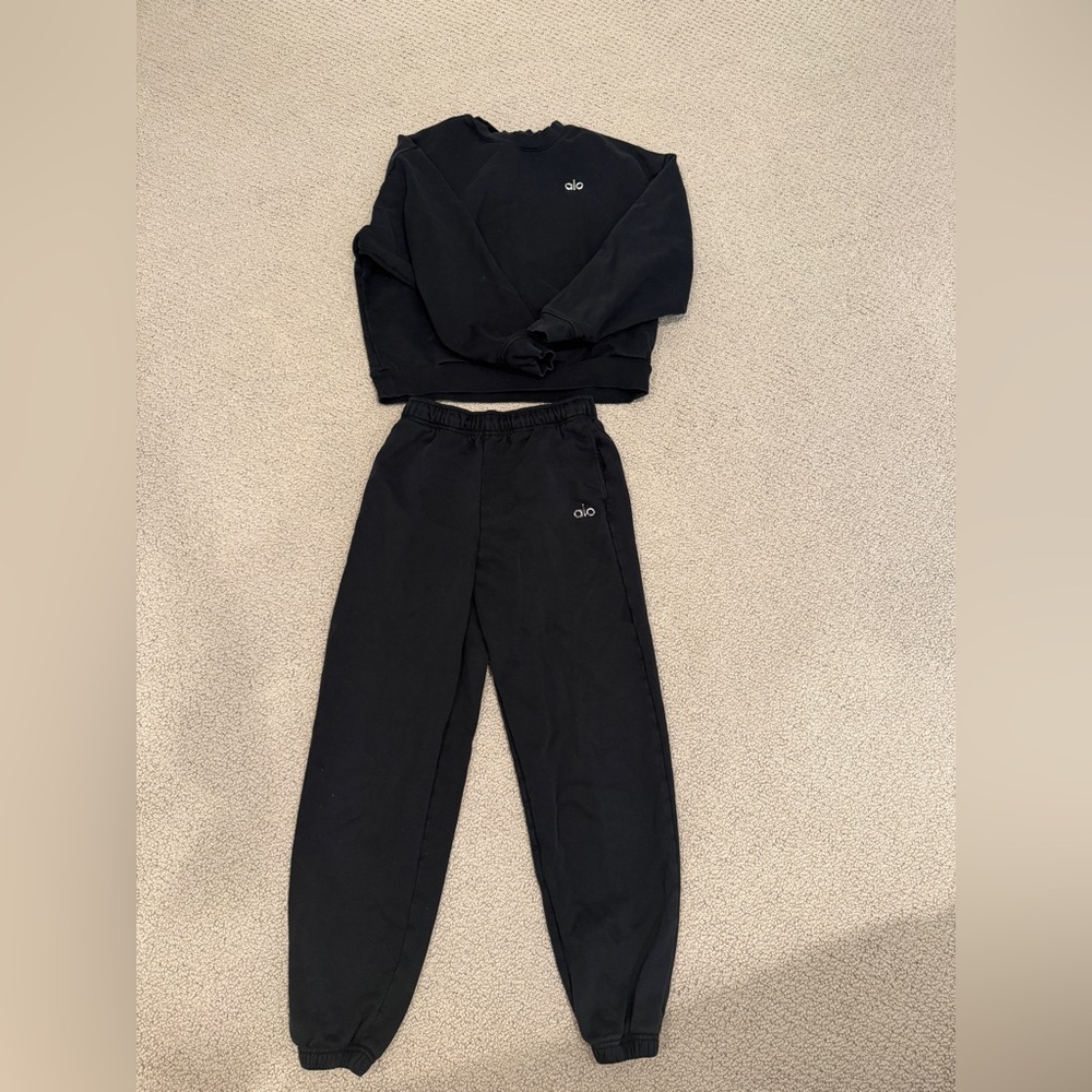 ALO Yoga Black Women's Jogger Set